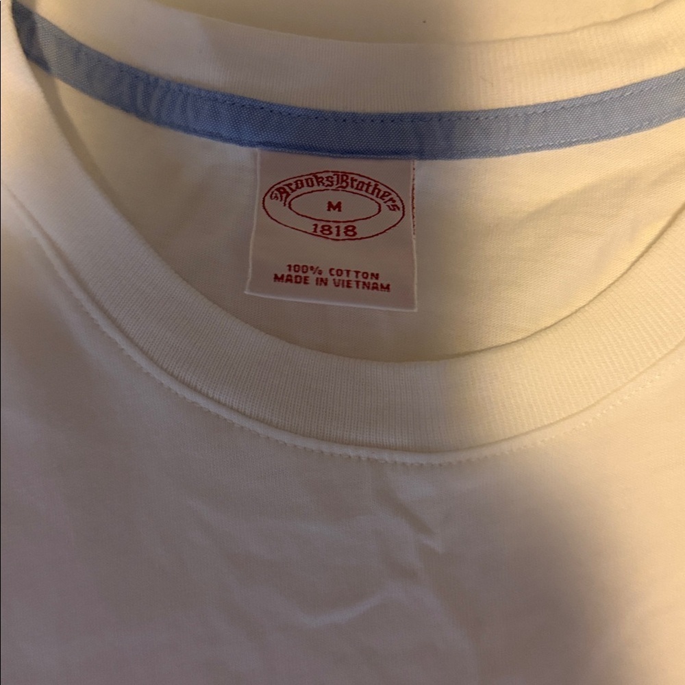 Brooks brothers Medium Classic White Men's T-Shirt - Picture 2 of 5